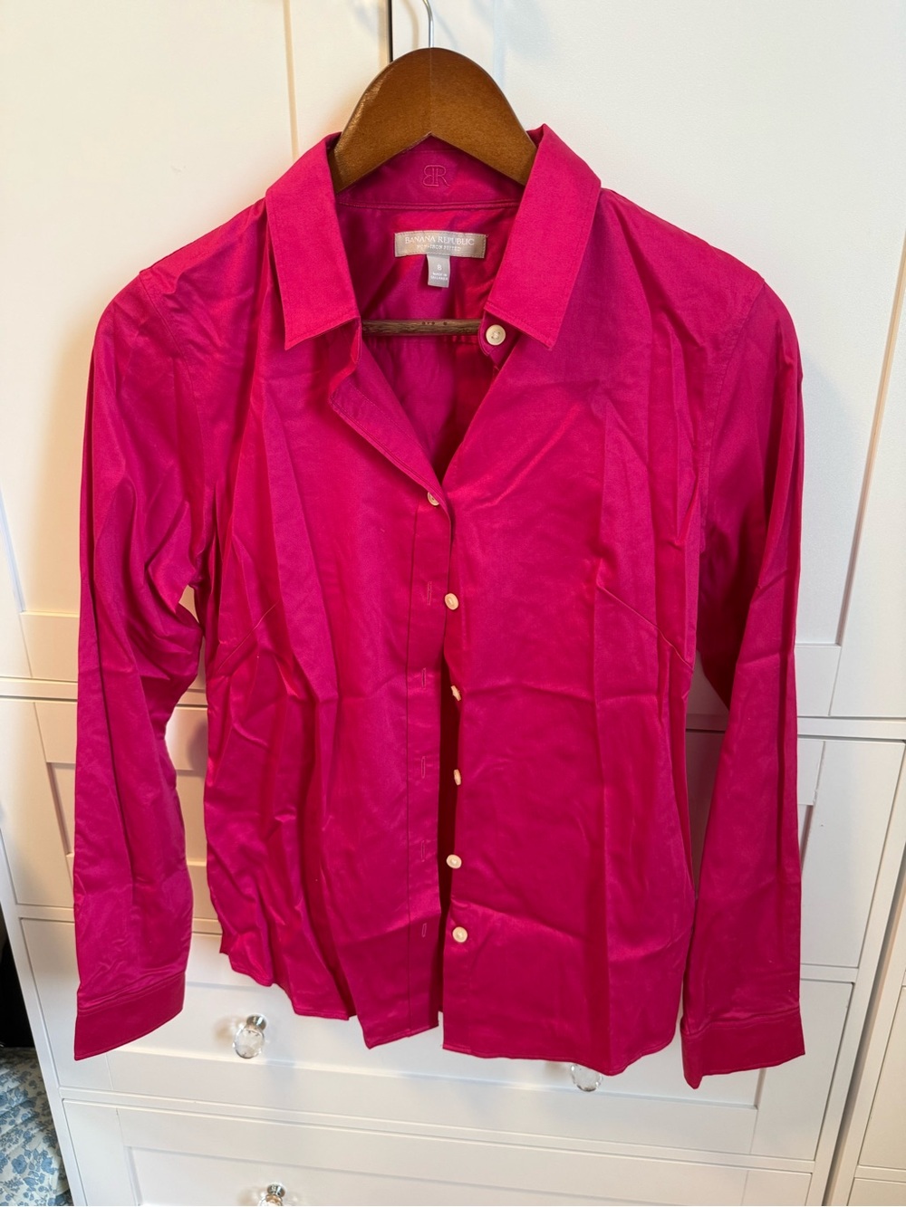 Banana Republic Women's Button-Down Shirt in Fuchsia